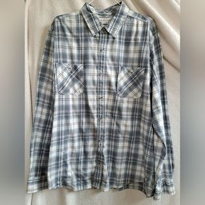 Men's Weatherproof Casual Button Down Grey Plaid Shirt